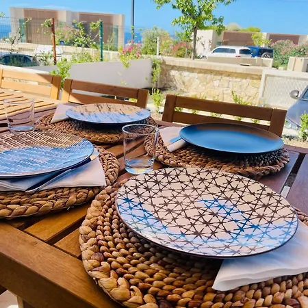 فيلة Palase Elite